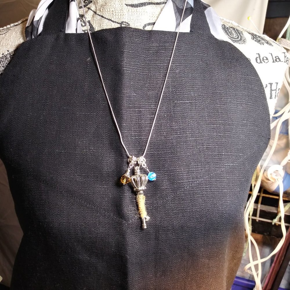 344 jeaniemade Crown Key Necklace